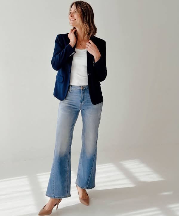High Rise Jean in Loveliness
