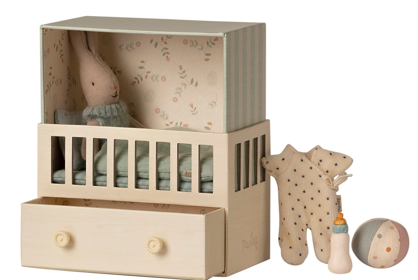 Baby Room w/ Micro Rabbit